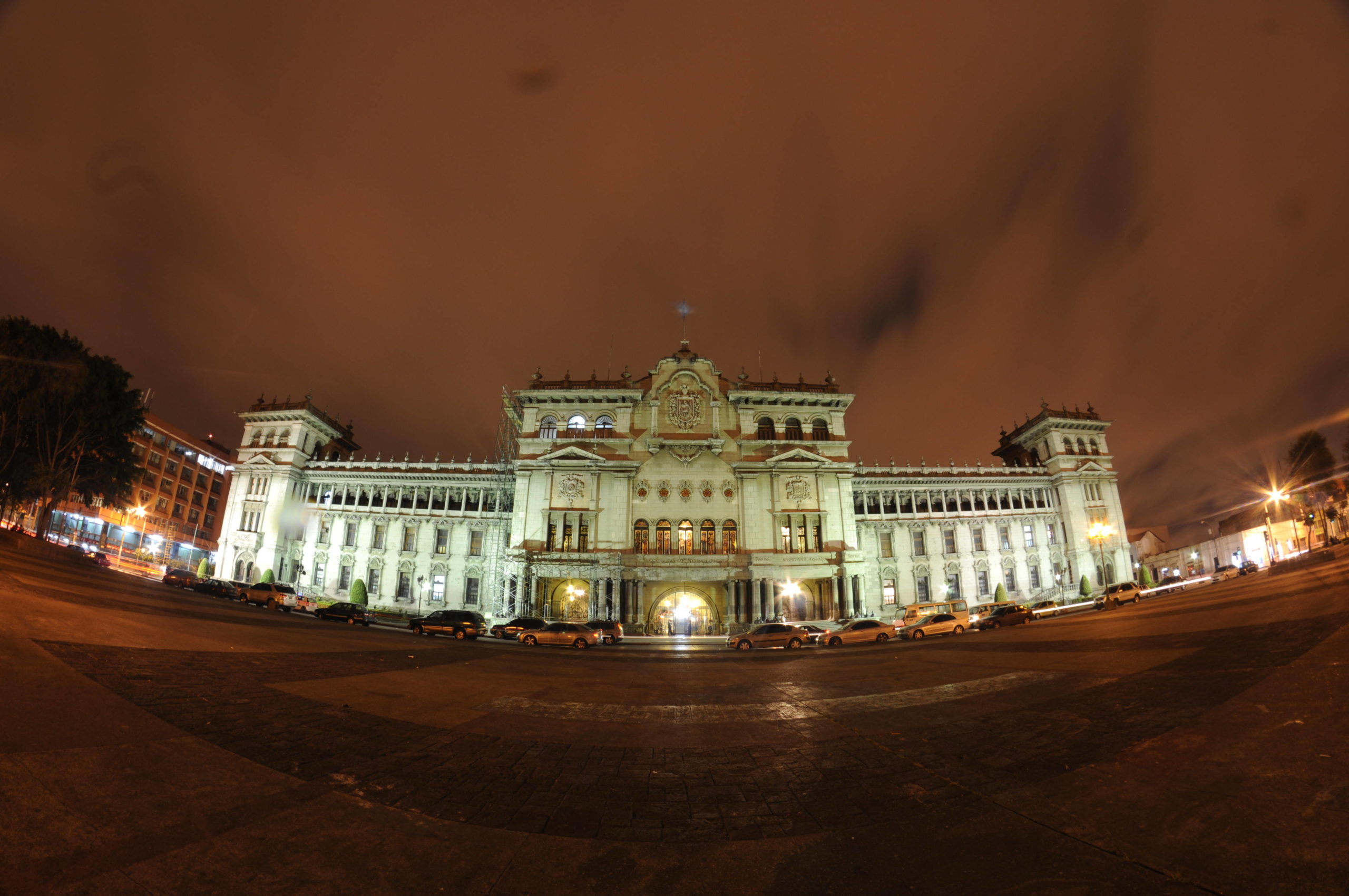 Recorrido por el Palacio Nacional de la Cultura