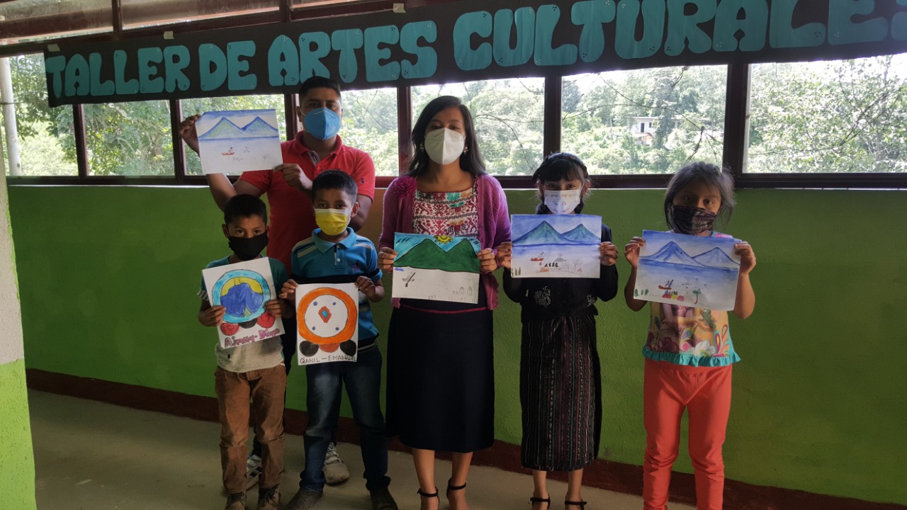 Taller de Artes Culturales en Dibujo y Pintura