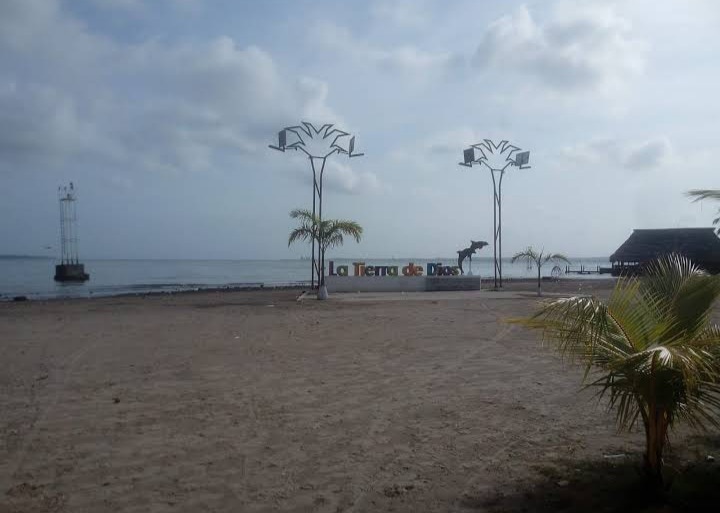 Playa Santo Tomás de Castilla