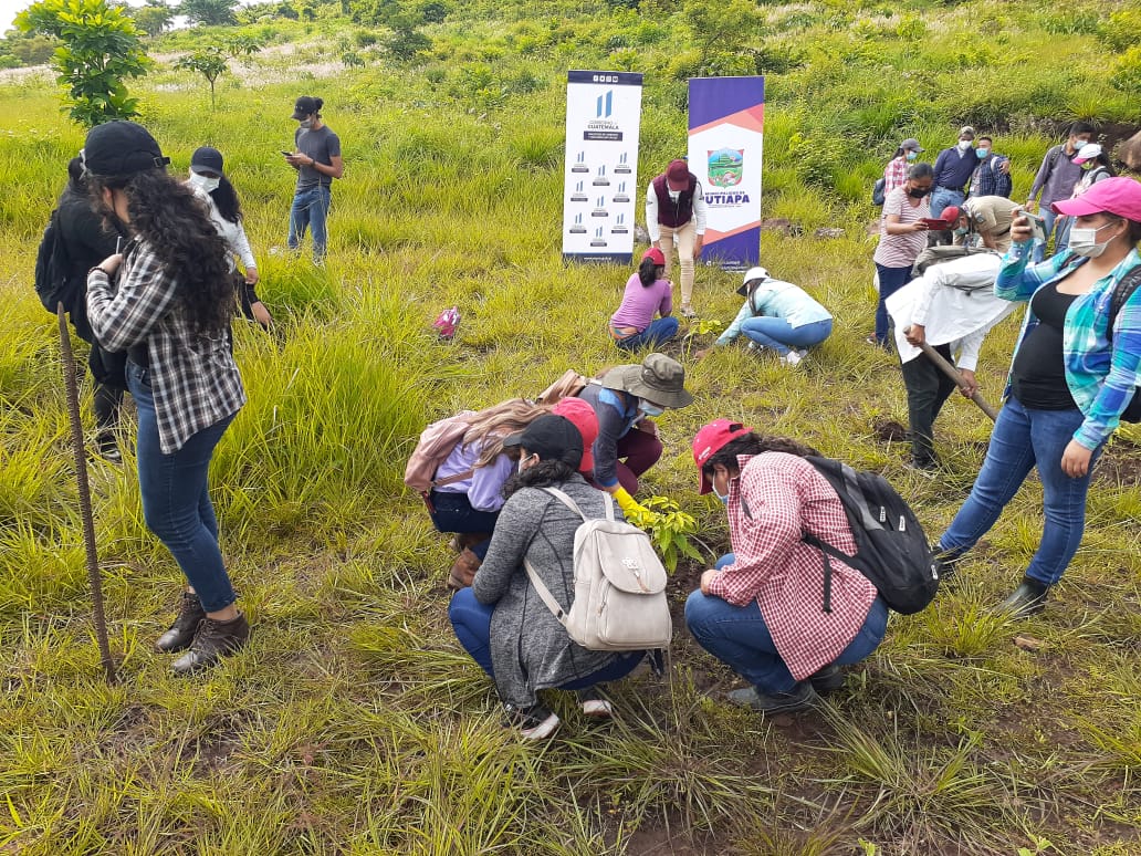 Caminata del ambiente con apoyo de CONJUVE, MARN, Municipalidad de Jutiapa y Boys Scout