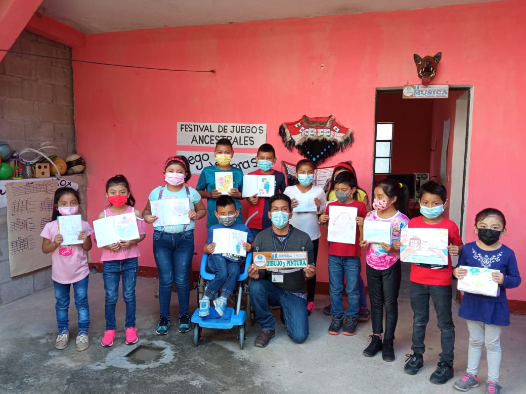 Taller de dibujo en San Pedro Necta, Huehuetenango