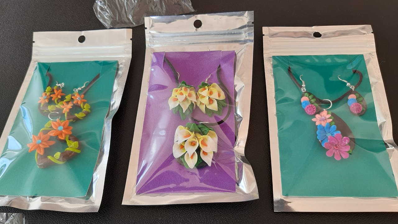 Segunda jornada del taller de porcelana fría