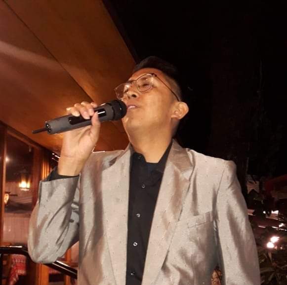 La voz ranchera del proyecto Mixco de Noche