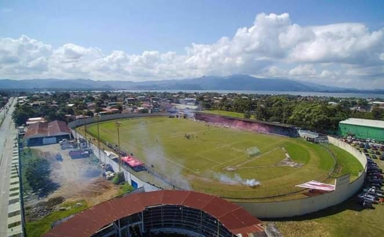 ESTADIO MUNICIPAL DE PUERTO BARRIOS IZABAL GUATEMALA