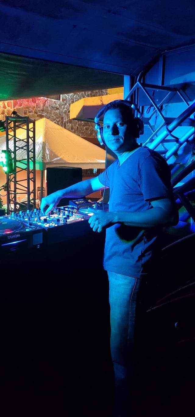 DJ e discoteca