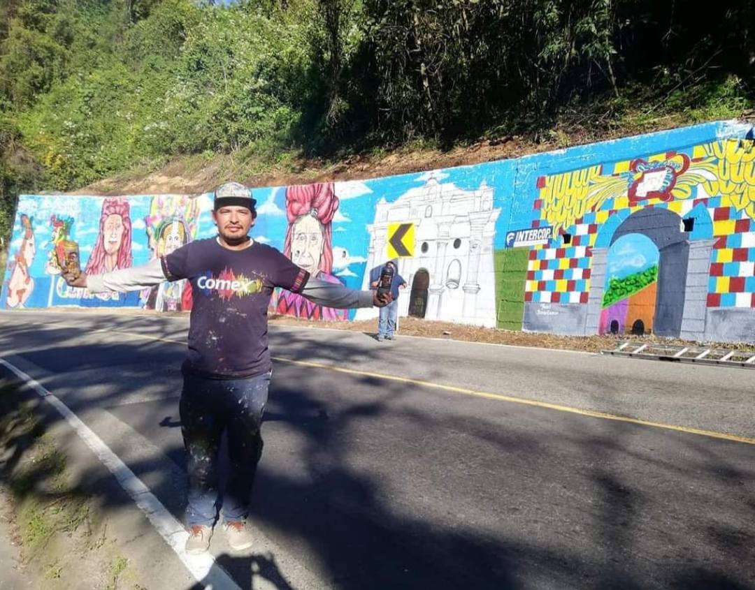 La foto de uno de los murales que coordine y pinte con voluntarios de Chichicastenango Quiche