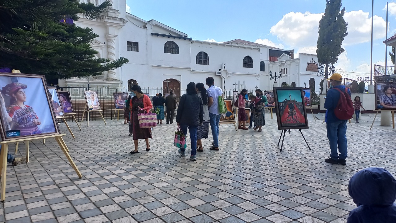 Expo arte en el marco de la conmemoración del Día Internacional de la Mujer