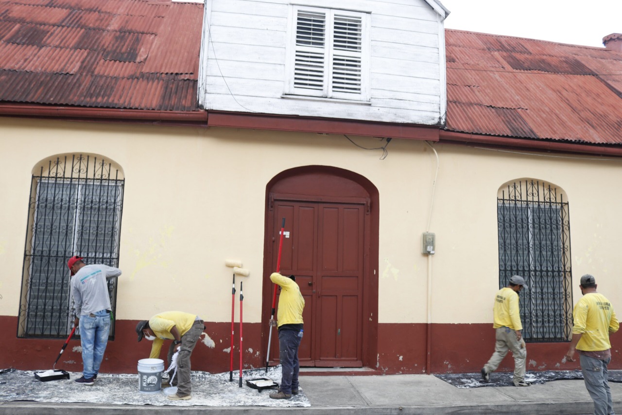 Remozamiento y Revitalización del Conjunto Histórico de La Isla de Flores, Petén