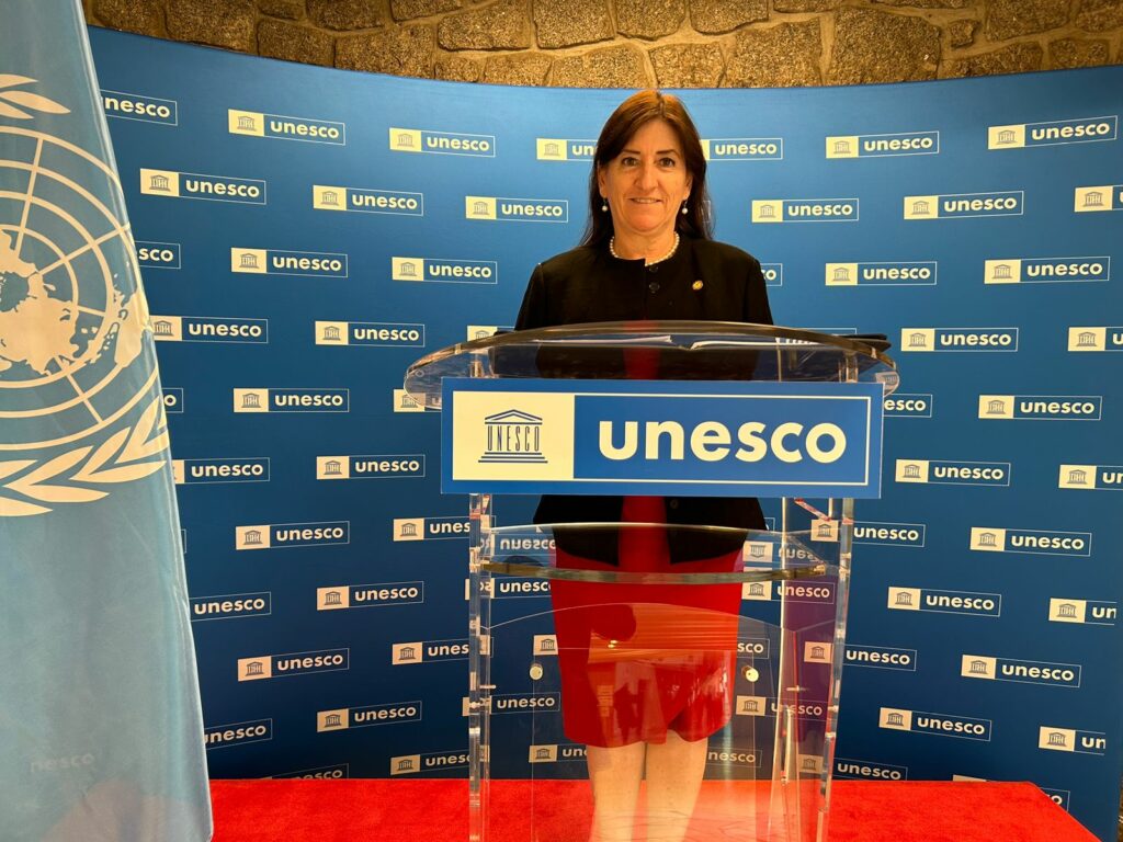 Ministra de Cultura realiza gira de trabajo en sede de la UNESCO