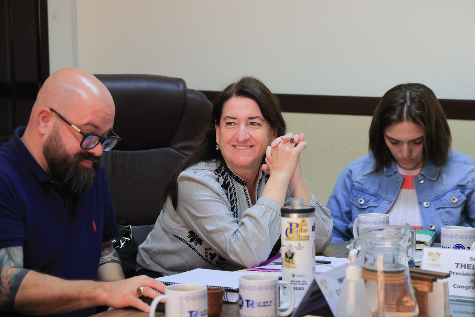 Homenaje a deportistas y artistas destacados de Izabal